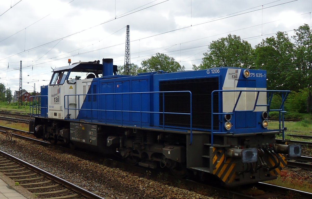 Duisport Rail 275 635 durchfahrt Oberhausen Osterfeld Süd am 19 Mai 2016. 