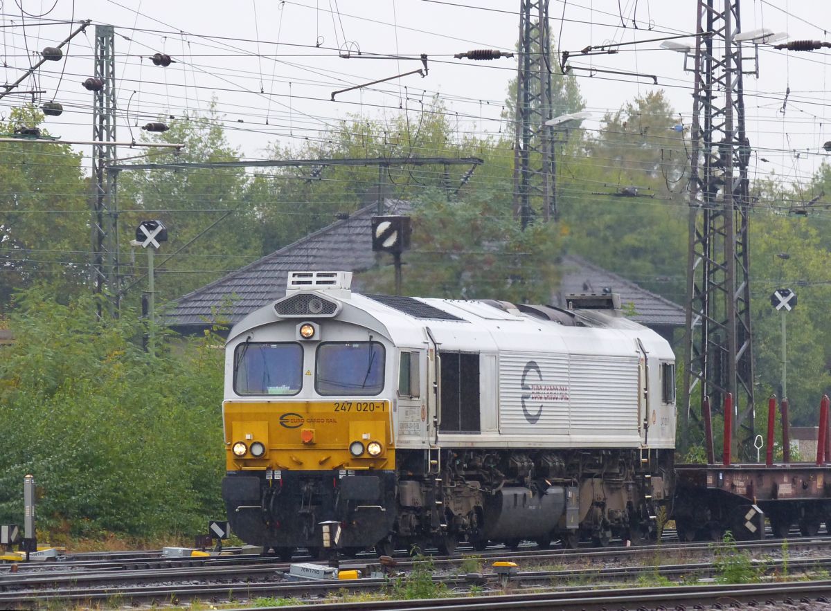 ECR (Euro Cargo Rail) Diesellok 247 020-1 Gterbahnhof Oberhausen West 20-10-2016.

ECR (Euro Cargo Rail) dieselloc 247 020-1 goederenstation Oberhausen West 20-10-2016.