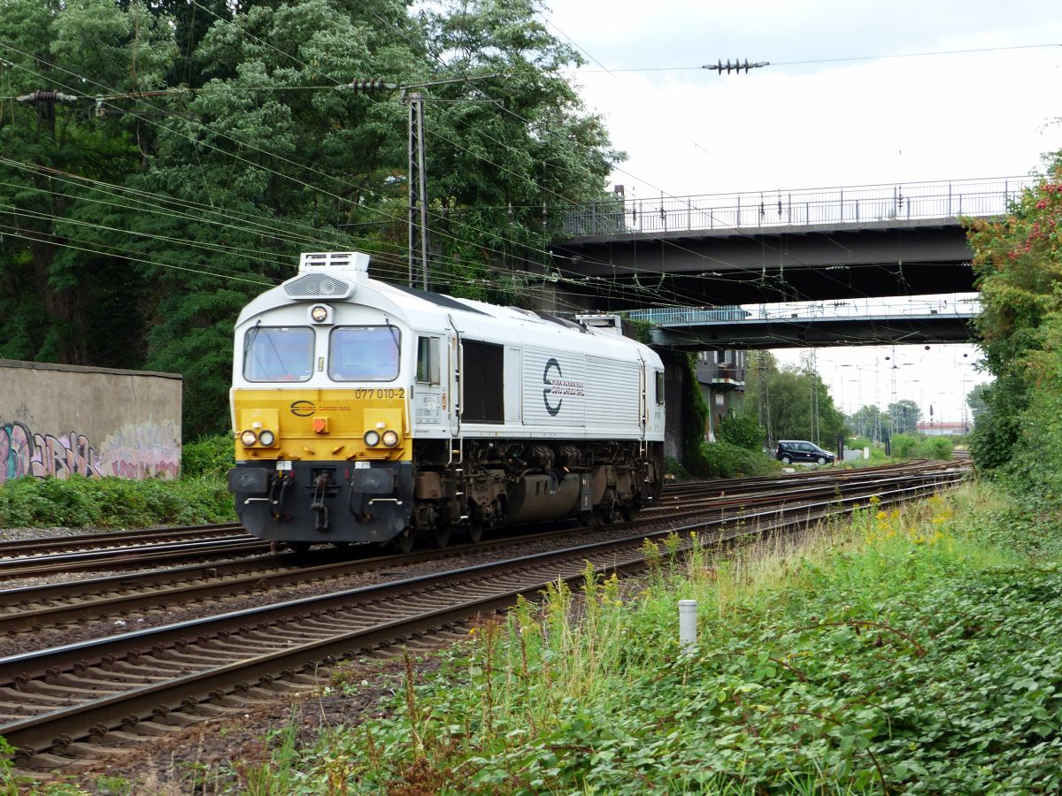 ECR (Euro Cargo Rail) Diesellokomotive 077 010-2 Hoffmannstrasse, Oberhausen 21-08-2020.

ECR (Euro Cargo Rail) diesellocomotief 077 010-2 Hoffmannstrasse, Oberhausen 21-08-2020.