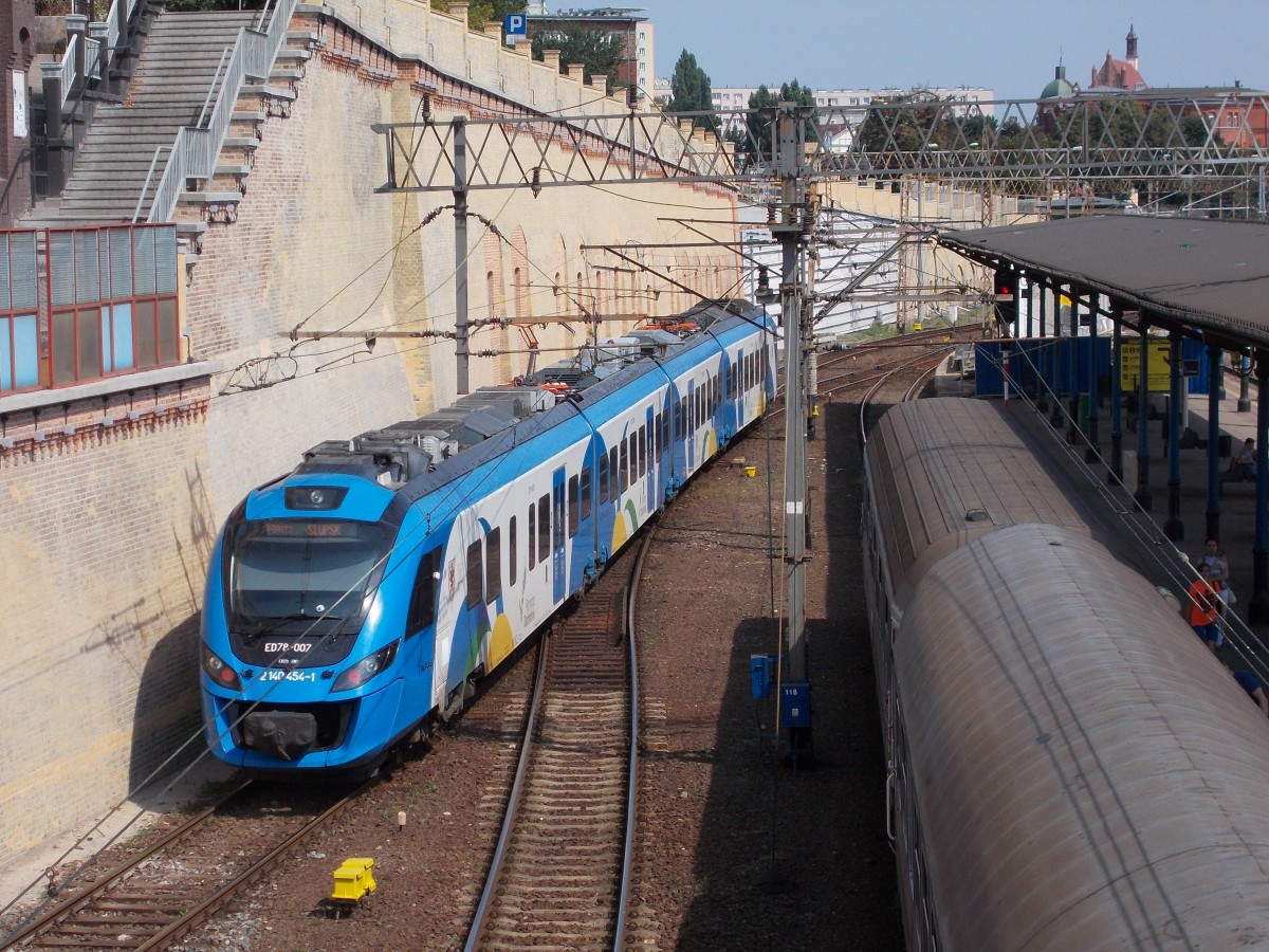 ED78-007 an Stützmauer fuhr,am 16.August 2015,aus Szczecin Glowny.