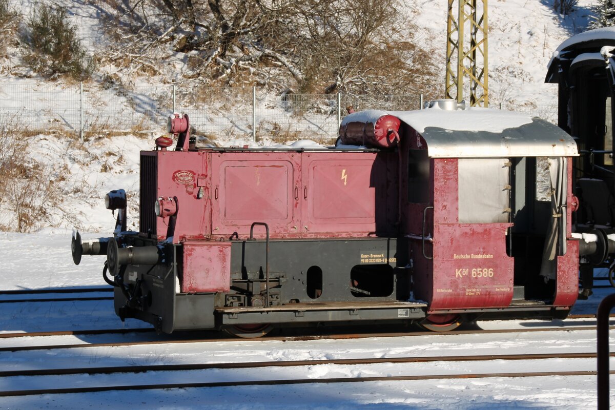 EFZs eigener K�f 6586 steht am 3 Januar 2026 in Seebrugg.