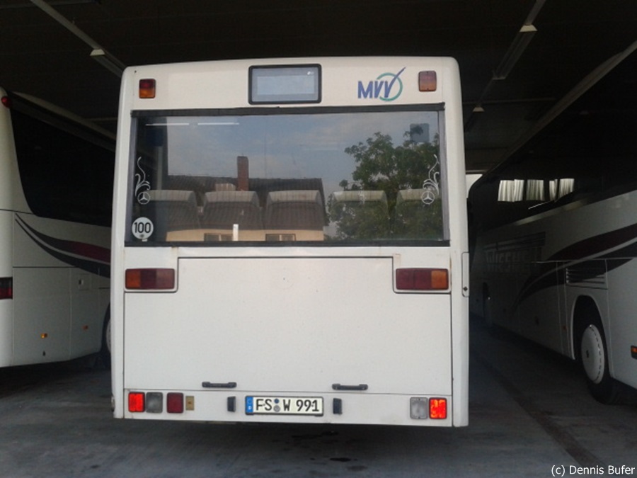 Ein Mercedes Linienbus von Wieheu auf dem Betriebsgel�nde konnte ich am 24.07.2013 fotografieren.