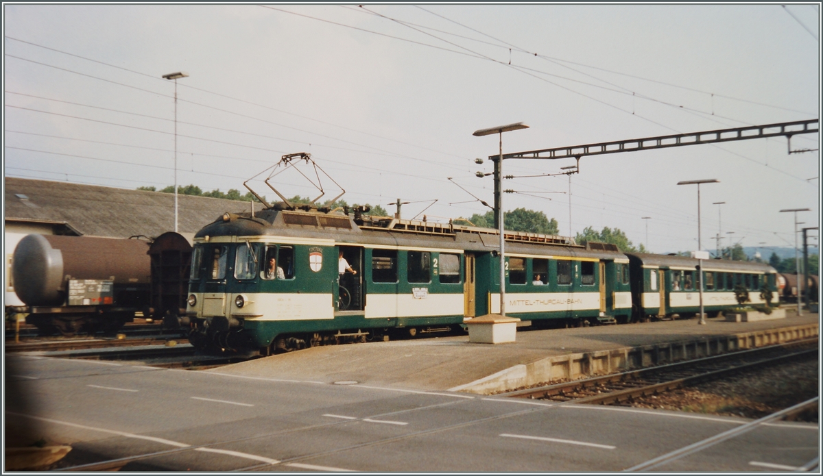Ein MThB ABDe 4/4 mit Bt erreicht Konstanz. 
16. Juni 1992