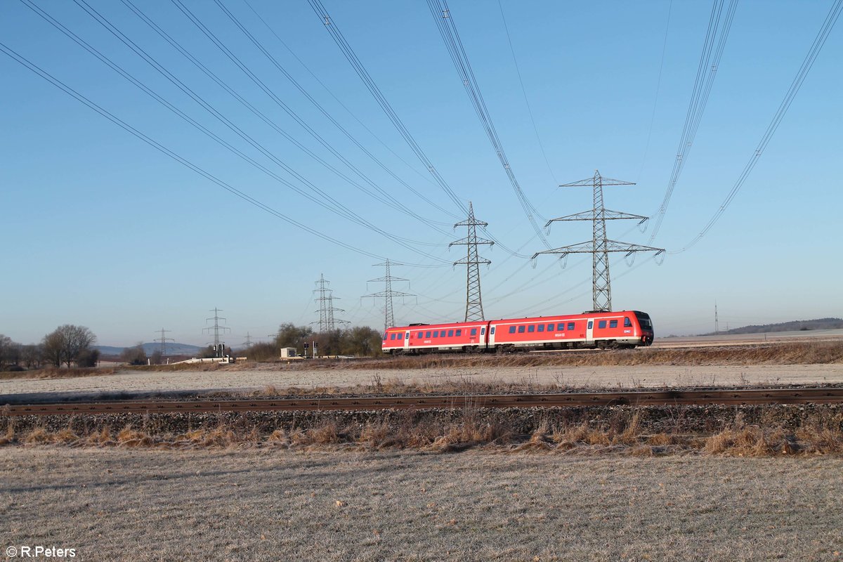 Ein unbekannter 612er als RE nach N�rnberg bei Ullersricht 06.03.21