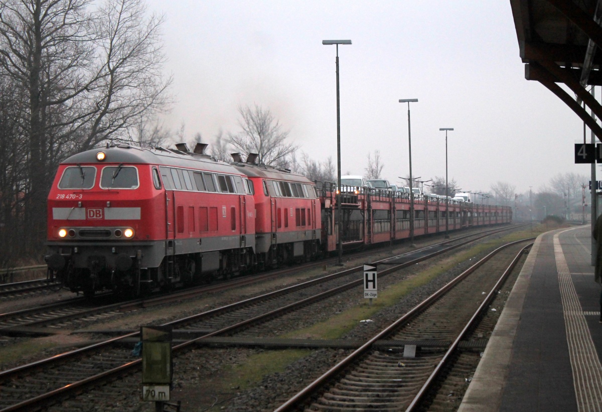 Eine Kielerin für den SyltShuttle...DB 1218 470-3 mit Schwester/Bruderlok verlässt hier mit einem SyltShuttle Niebüll Richtung Westerland. 23.01.2017