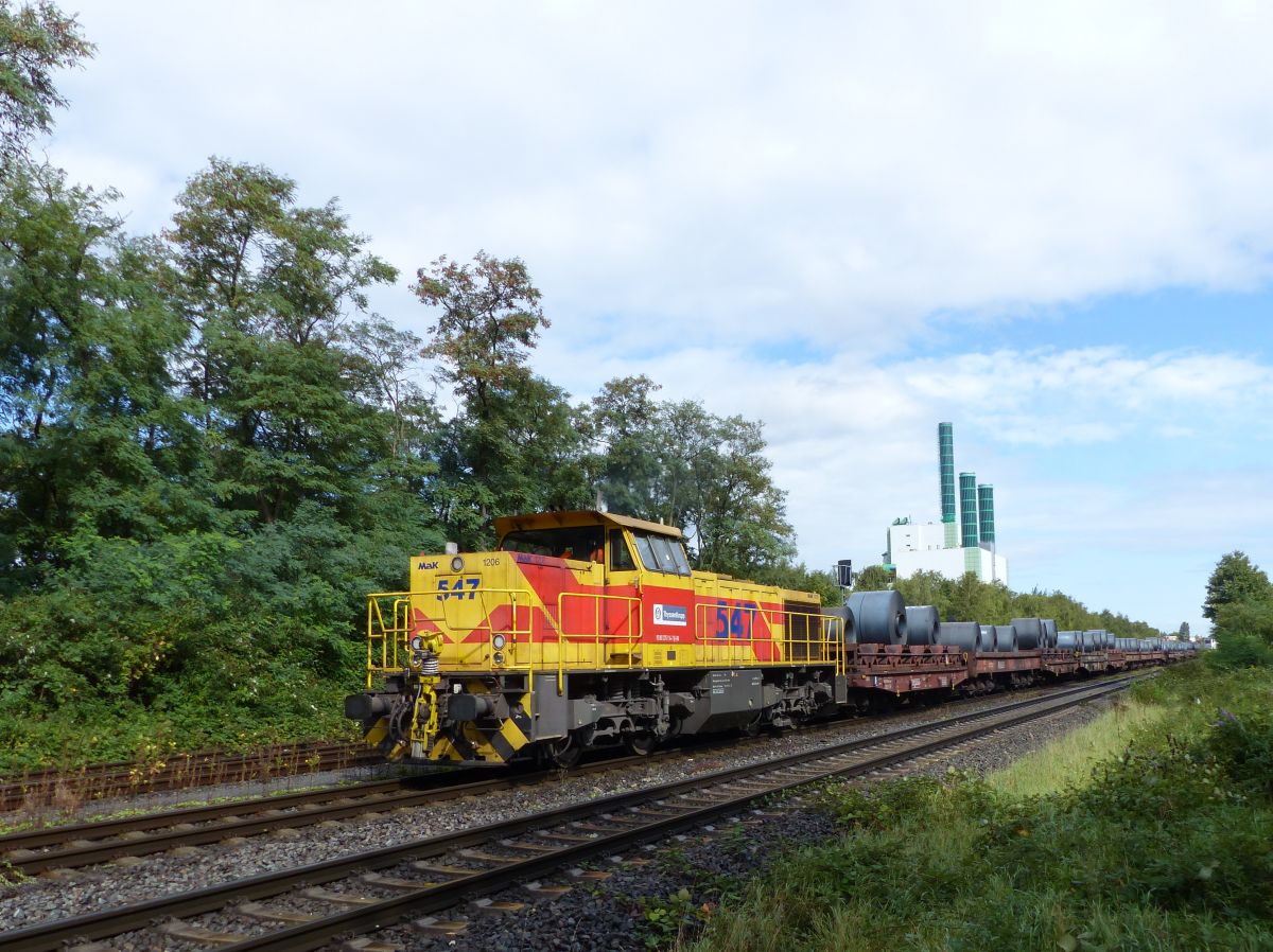 Eisenbahn und H�fen GmbH Diesellok 547 Wanheim Angerhausen Duisburg. Atroper Stra�e, Duisburg 14-09-2017.

Eisenbahn und H�fen GmbH dieselloc 547 Wanheim Angerhausen Duisburg. Atroper Stra�e, Duisburg 14-09-2017.