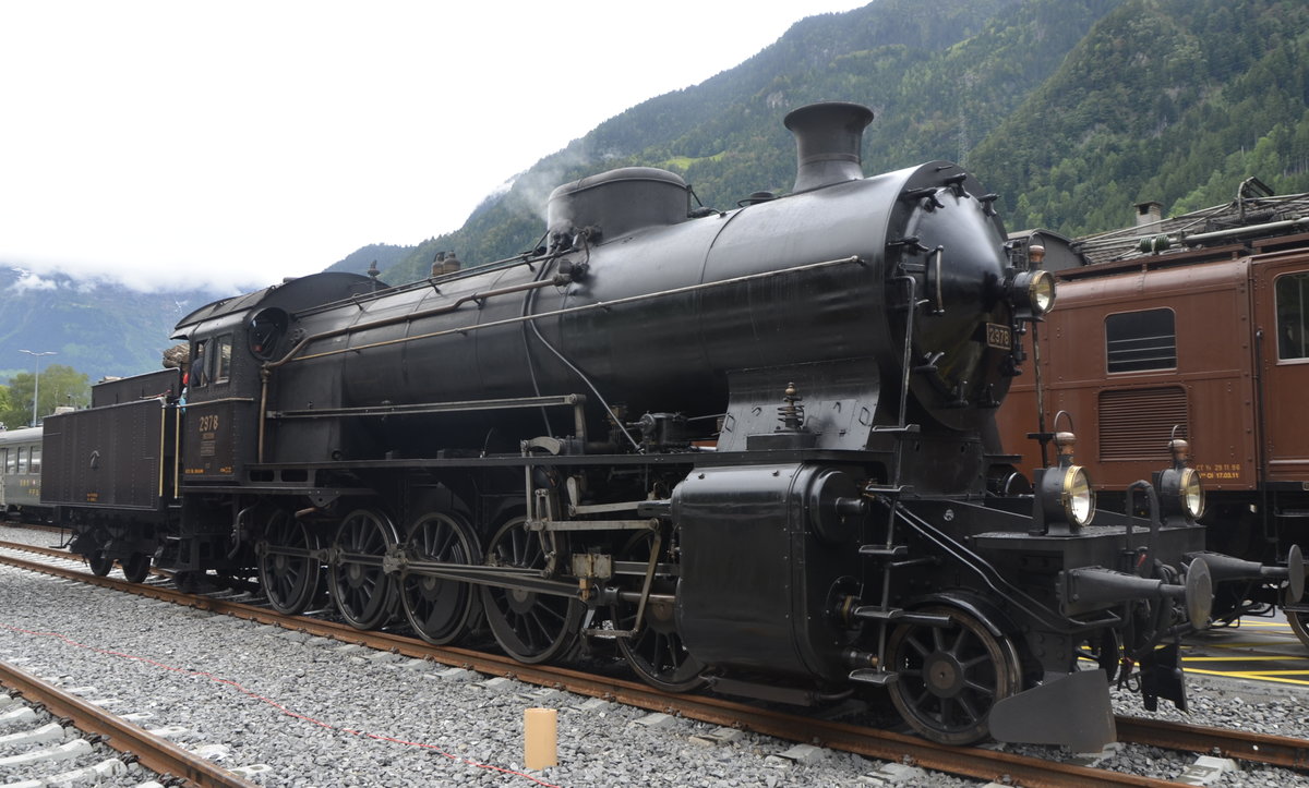 Eröffnung Gotthardbasistunnel 2016. Anlässlich der Feierlichkeiten gab es eine Rollmaterialshow in Erstfeld, hier die SBB C 5/6 2978 (04.06.2016)