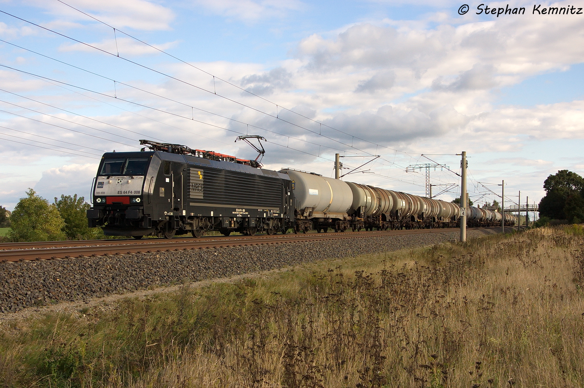 ES 64 F4 - 008 (189 908-7) MRCE Dispolok GmbH f�r LEG - Leipziger Eisenbahnverkehrsgesellschaft mbH mit einem Kesselzug in Vietznitz und fuhr in Richtung Wittenberge weiter. 27.09.2013