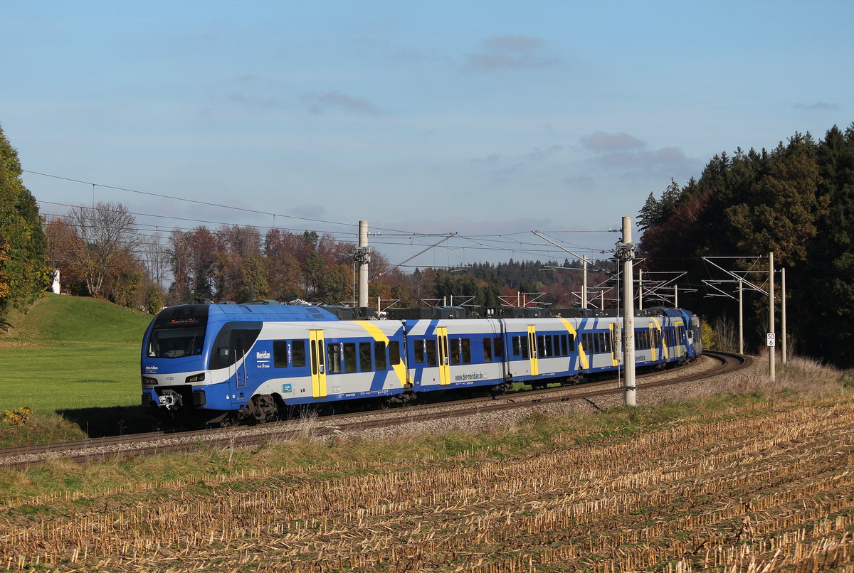 ET 301 auf dem Weg von Salzburg nach Mnchen am 31. Oktober 2016 kurz nach Traunstein.