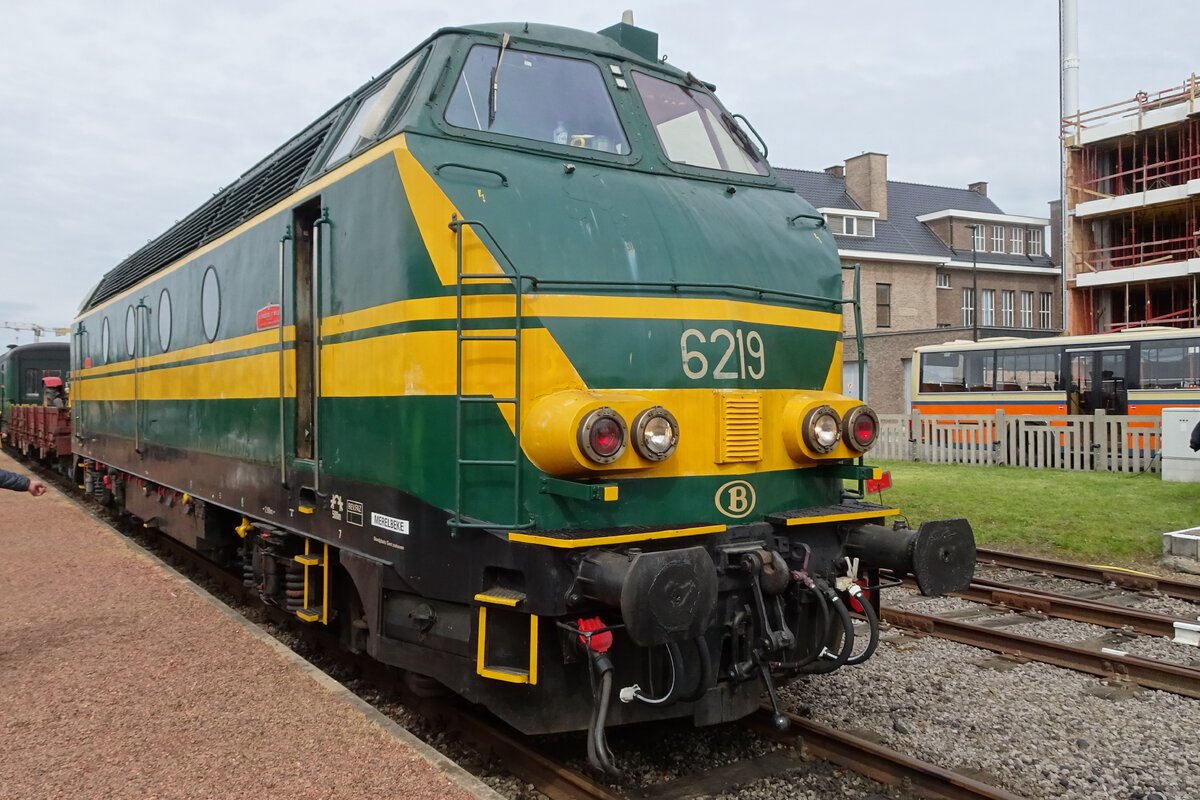 Ex-NMBS 6219 steht am 6 Mai 2023 in Maldegem.