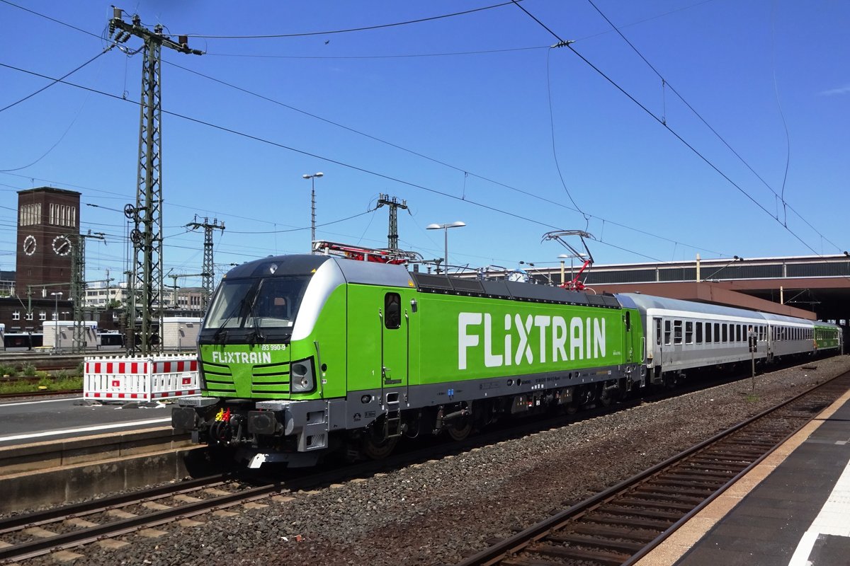 Flixtrain 193 990 verlässt Düsseldorf Hbf am 7 Juni 2019.