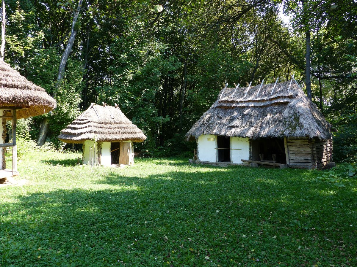 Freilichtmuseum fr Volkskunst, Industrie und Architektur. Chernecha Hora Strasse, Lemberg 28-08-2019. 

Openluchtmuseum voor volkskunst, nijverheid en architectuur. Chernecha Hora straat, Lviv 28-08-2019.