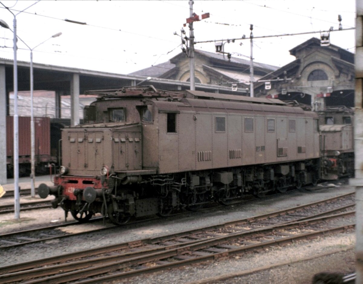FS E 428 in Domodossolo am 09.09.1980.