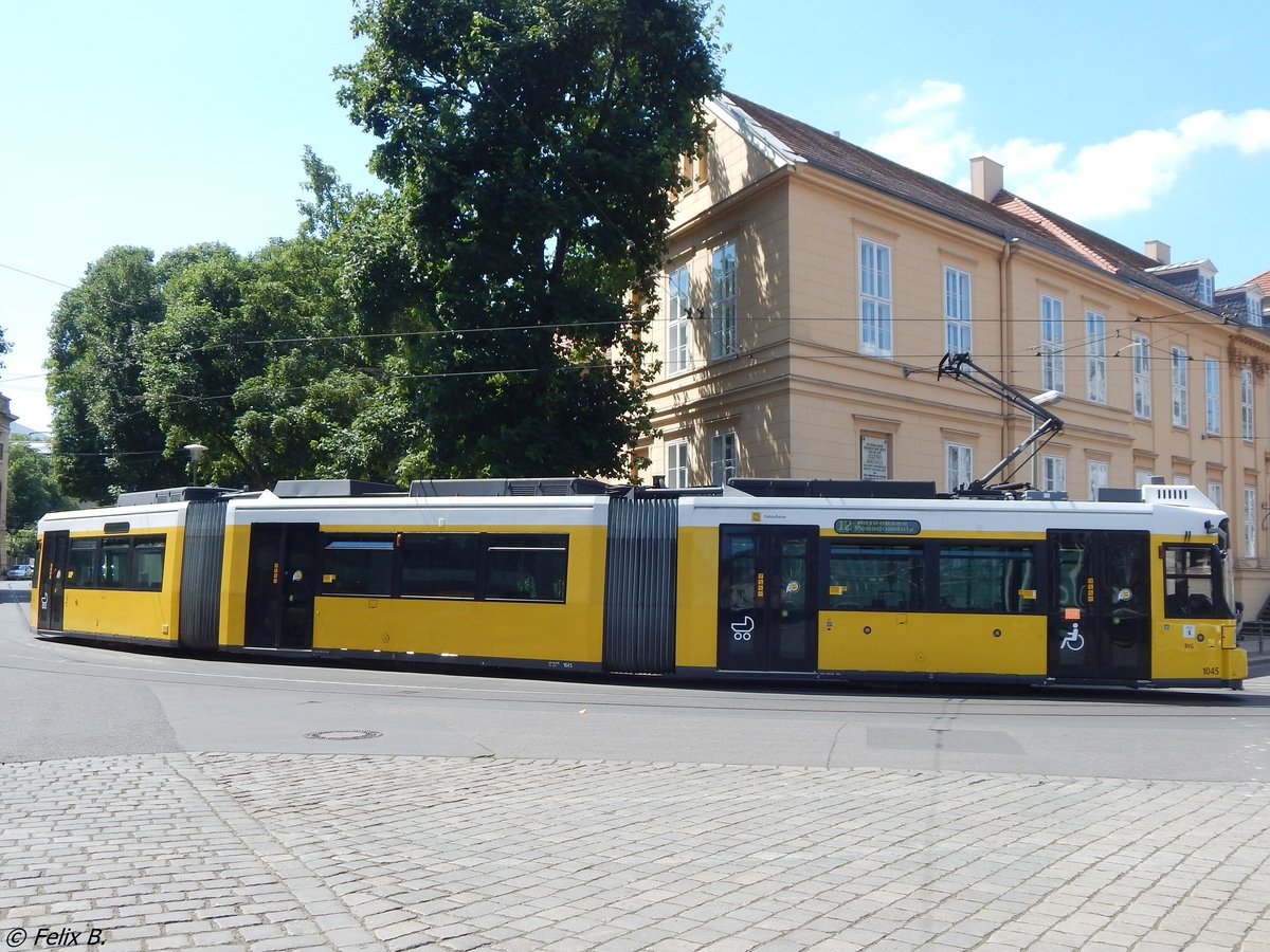 GT6 N-U Nr. 1045 der BVG in Berlin.