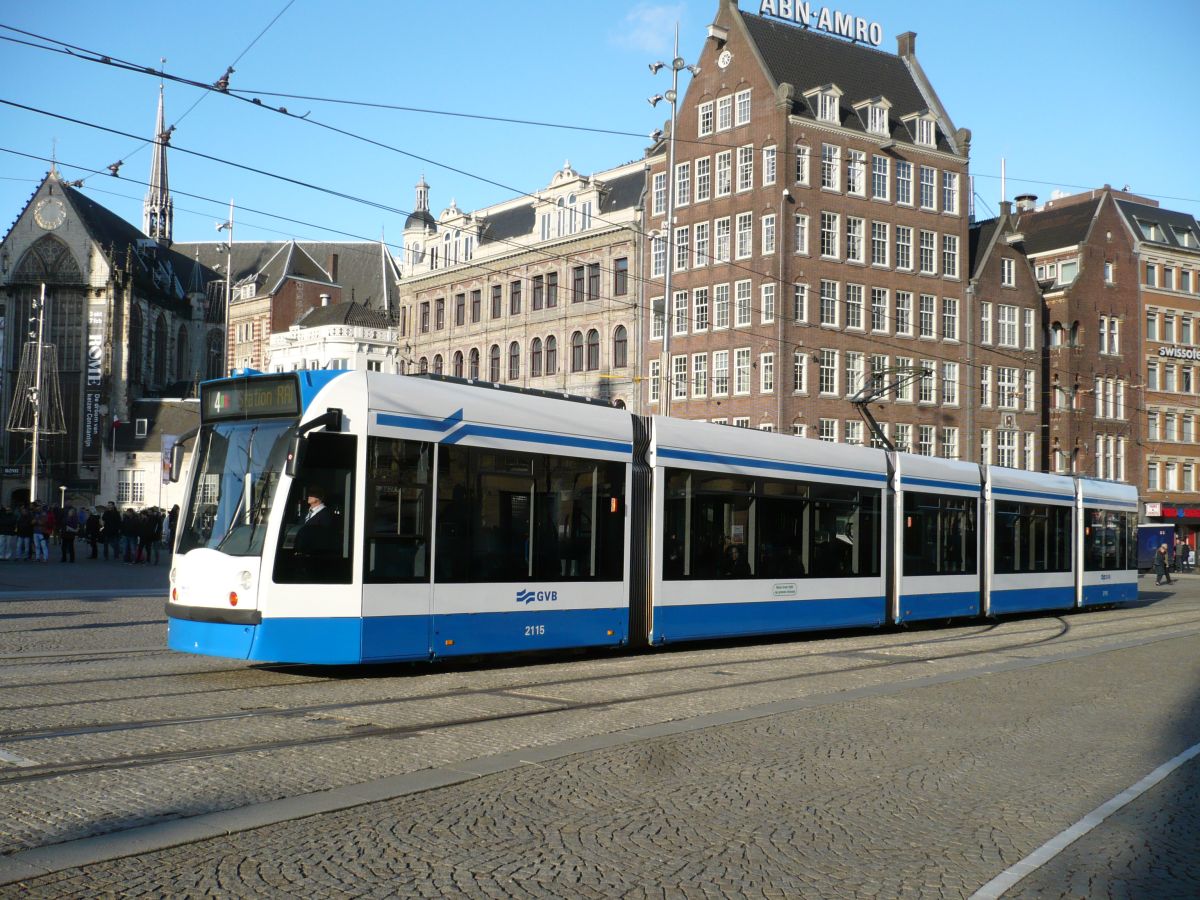 GVB TW 2115 Dam, Amsterdam 09-12-2015.

GVB tram 2115 Dam, Amsterdam 09-12-2015.