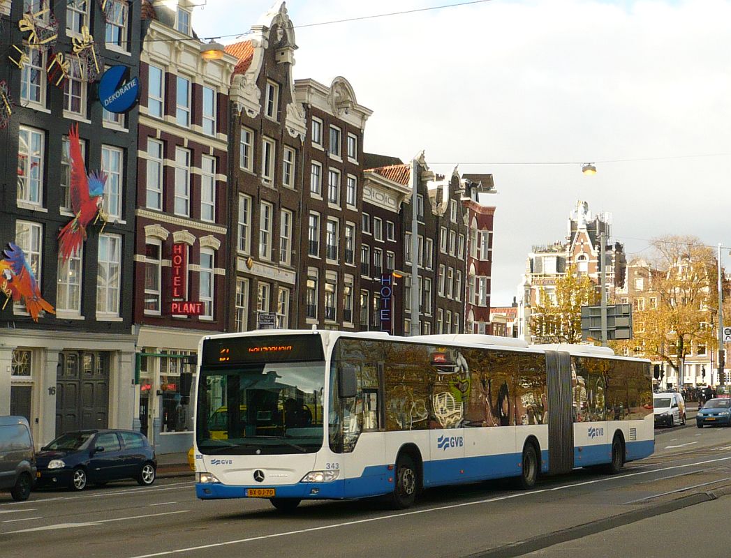 GVBA Bus 343 Mercedes-Benz Citaro G Baujahr 2009. Prins Hendrikkade, Amsterdam  13-11-2013.

GVBA bus 343 Mercedes-Benz Citaro G bouwjaar 2009. Prins Hendrikkade, Amsterdam  13-11-2013.