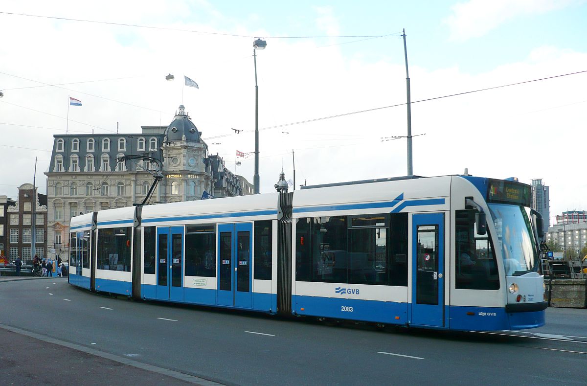 GVBA tram 2083 Prins Hendrikkade Amsterdam 23-10-2013.