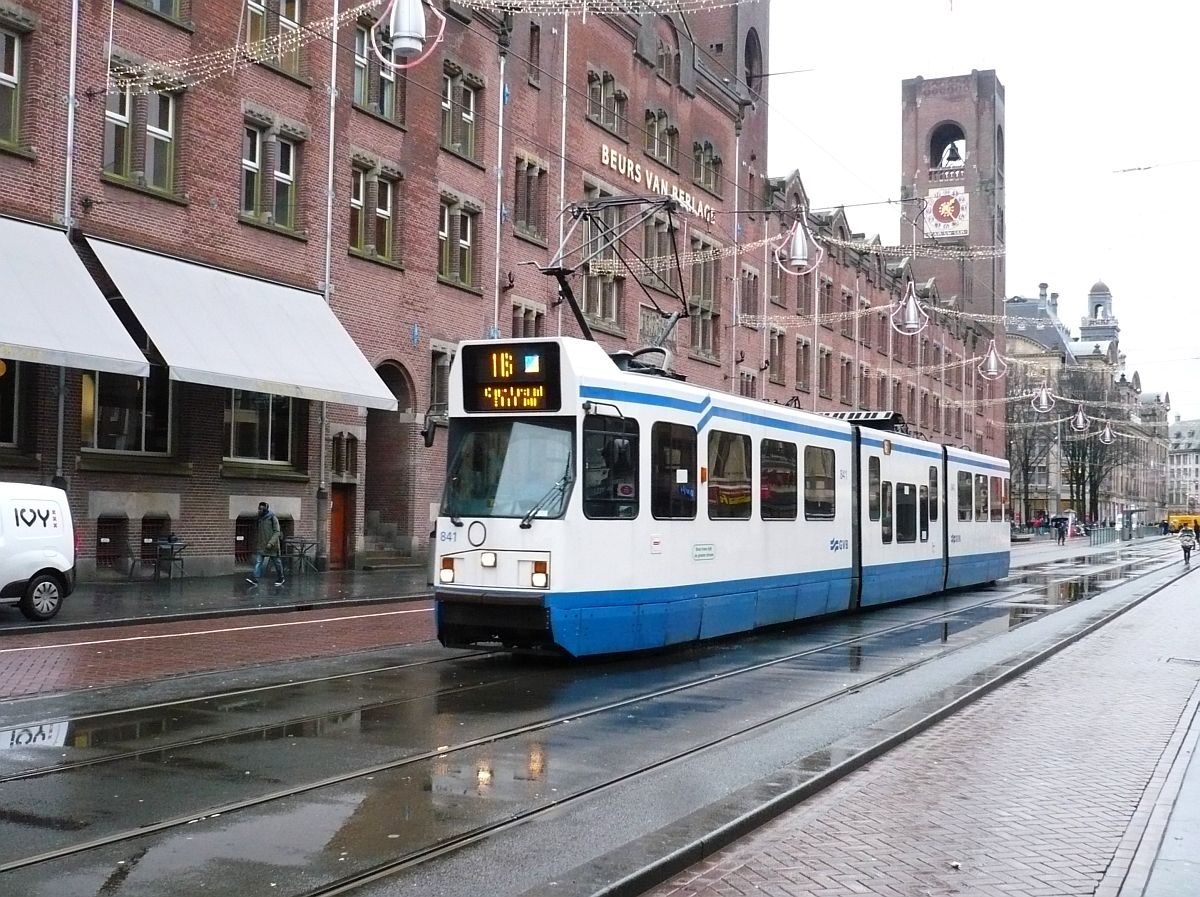 GVBA Tw 841 Damrak, Amsterdam 13-01-2016.

GVBA tram 841 Damrak, Amsterdam 13-01-2016.