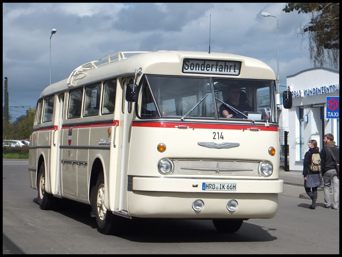 Ikarus 66 der Rostocker Straenbahn AG in Rostock.