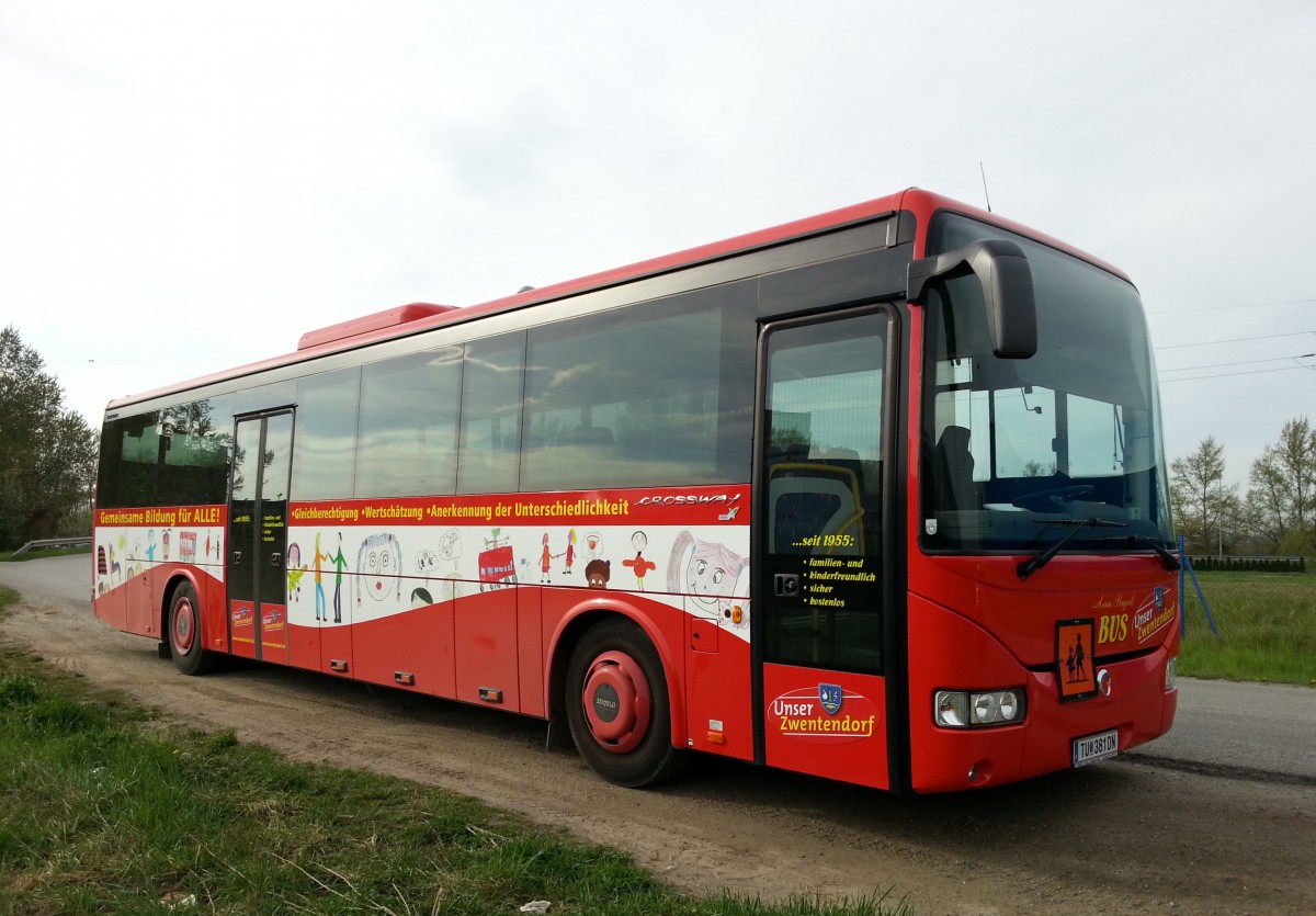 Irisbus Crossway aus Niedersterreich am 8.4.2014 in Krems gesehen.