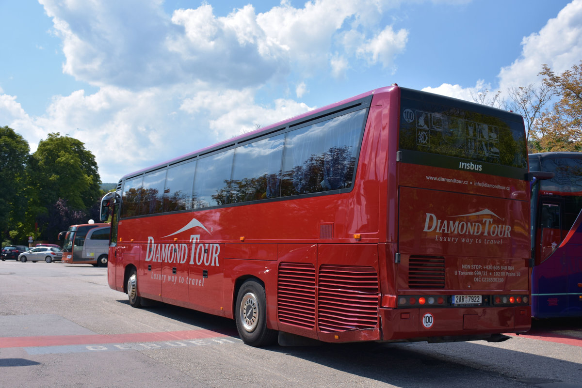 Iveco Irisbus Iiade von Diamond Tours aus der CZ 2017 in Krems.