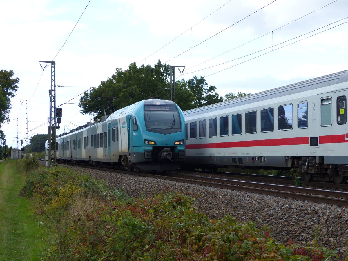 Keolis Eurobahn Triebzug ET 4 01 Devesstrae, Salzbergen 28-09-2018.

Keolis Eurobahn treinstel ET 4 01 Devesstrae, Salzbergen 28-09-2018.