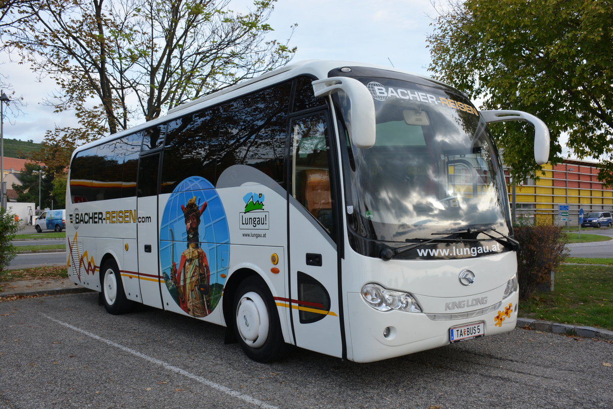 King Long von Bacher Reisen aus �sterreich in Krems gesehen.