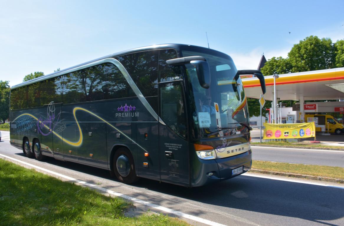  K�niglich  ausgestatteter Setra 416 HDH von K�NIG Reisen aus der BRD in Krems.LG von mir!