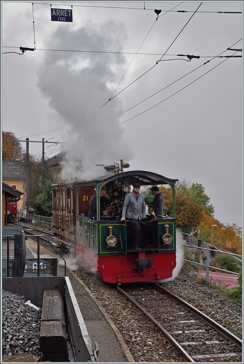  LA DER 2020 du Blonay-Chamby  / Saison Abschluss der Blonay-Chamby Bahn: Mit einem verstärkten Fahrplan und viel Dampf wird vor dem  Winterschlaf  nochmals viel Betrieb gemacht. Im Bild ein wahres Bijou welches mit der G 2/2 N° 4  Rimini  zwischen Chaulin und Chamby hin und her pendelt, um Museumsbesucher, die mit der MOB an- oder abreisen, Anschluss zu bieten. 

24. Okt. 2020