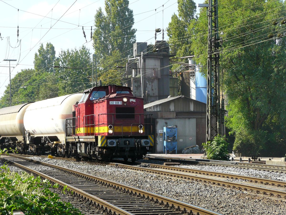 LaS (Logistik auf Schienen GmbH Duisburg) Diesellok 203 008-8 von Fahrzeug-Vermietung Duisburg GmbH. Gterbahnhof Oberhausen West 12-09-2014.

LaS (Logistik auf Schienen GmbH Duisburg) dieselloc 203 008-8 gehuurd van Fahrzeug-Vermietung Duisburg GmbH. Goederenstation Oberhausen West 12-09-2014.