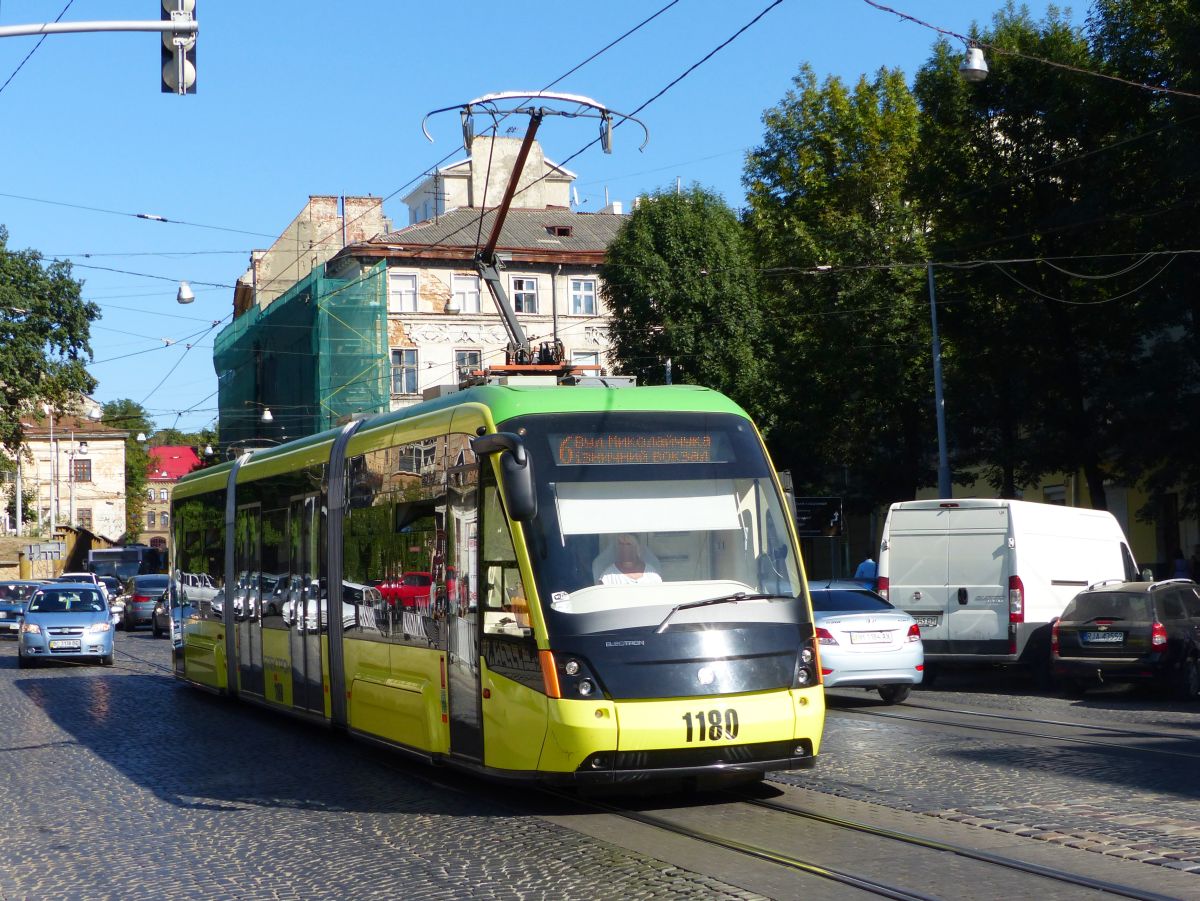 LKP (Львівське комунальне підприємство) LET (Lviv Elektro Trans) TW 1180 Elektron T3L44 Baujahr 2014. Knyazya Yaroslava Osmomysla Platz, Lviv 28-08-2016.


LKP (Львівське комунальне підприємство) LET (Lviv Elektro Trans) tram 1180 Elektron T3L44 bouwjaar 2014. Knyazya Yaroslava Osmomysla plein, Lviv 28-08-2016.