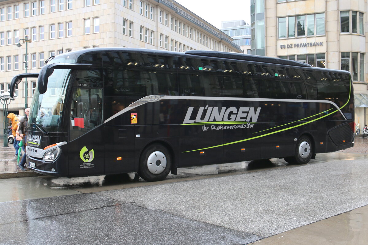 Lngen, Mnchengladbach - MG-L 340 - Setra am 30. Dezember 2023 in Hamburg (Aufnahme: Martin Beyer)