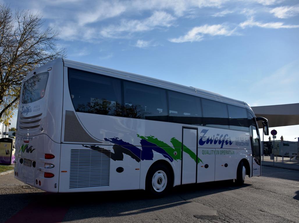 MAN GALILEO von Zwlfer Reisen aus Niedersterreich 10/2017 in Krems.