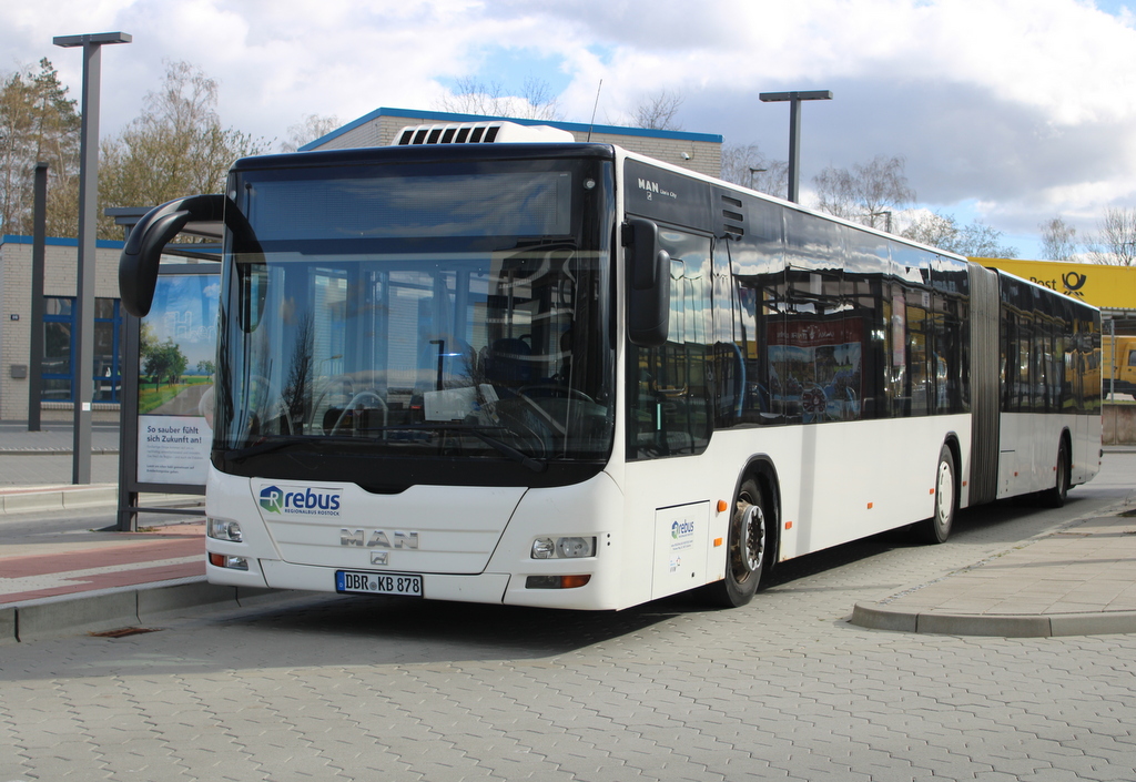 MAN Lion´s City stand in der Haltestelle Rostock/Hauptbahnhof S�d.06.04.2025 