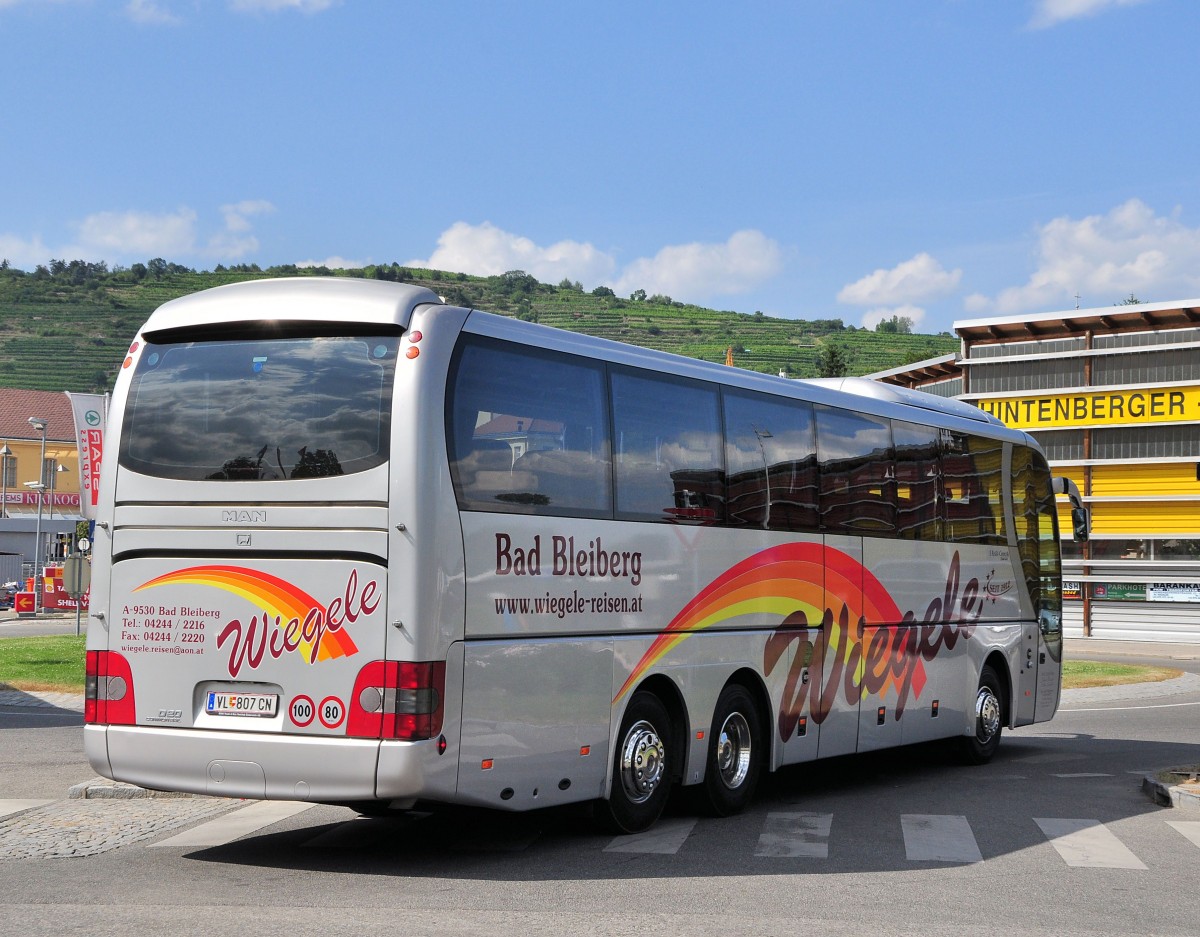 MAN LION`s COACH von Busreisen WIEGELE / �sterreich im Juli 2013 in Krems gesehen.