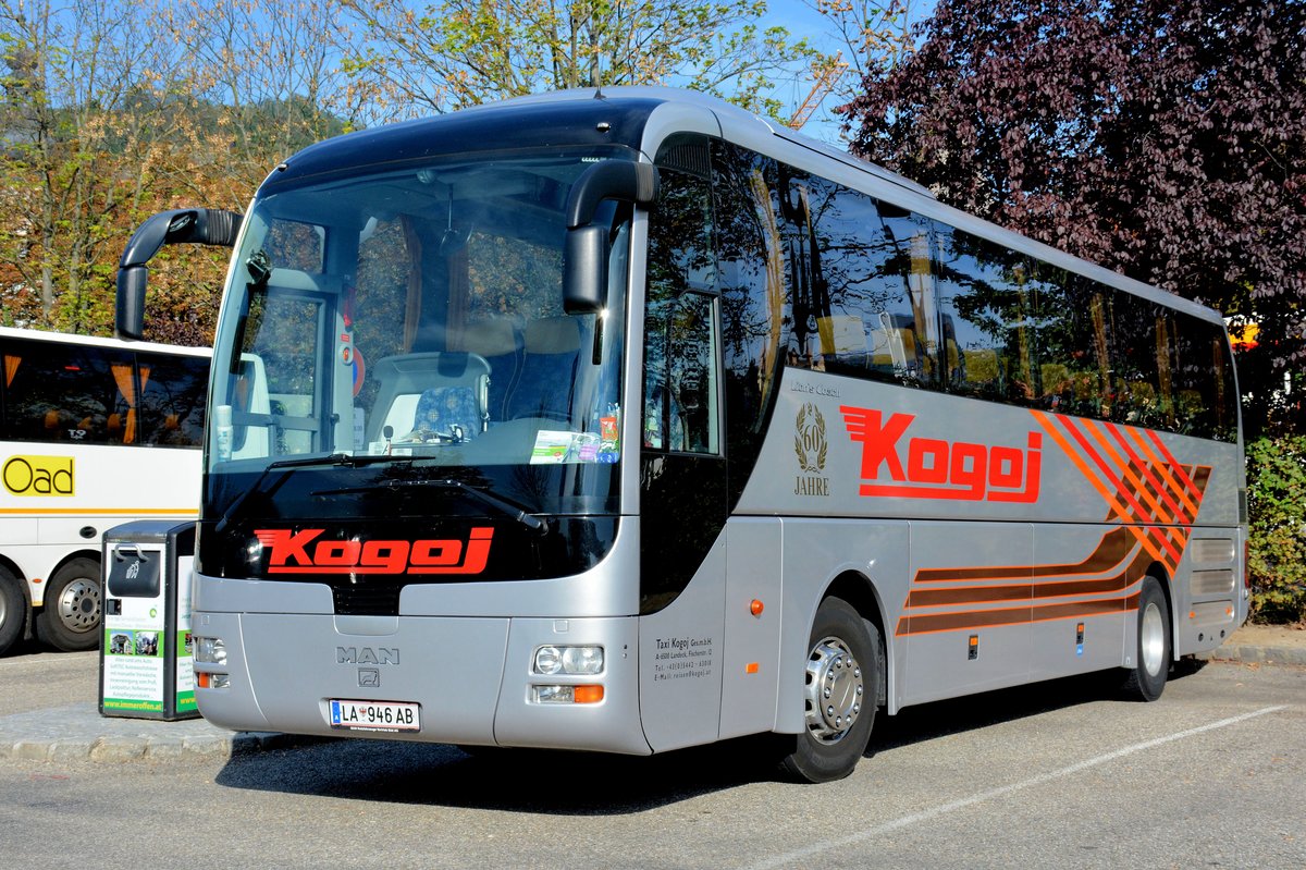 MAN Lions Coach von Kogoj Reisen aus �sterreich in Krems gesehen.