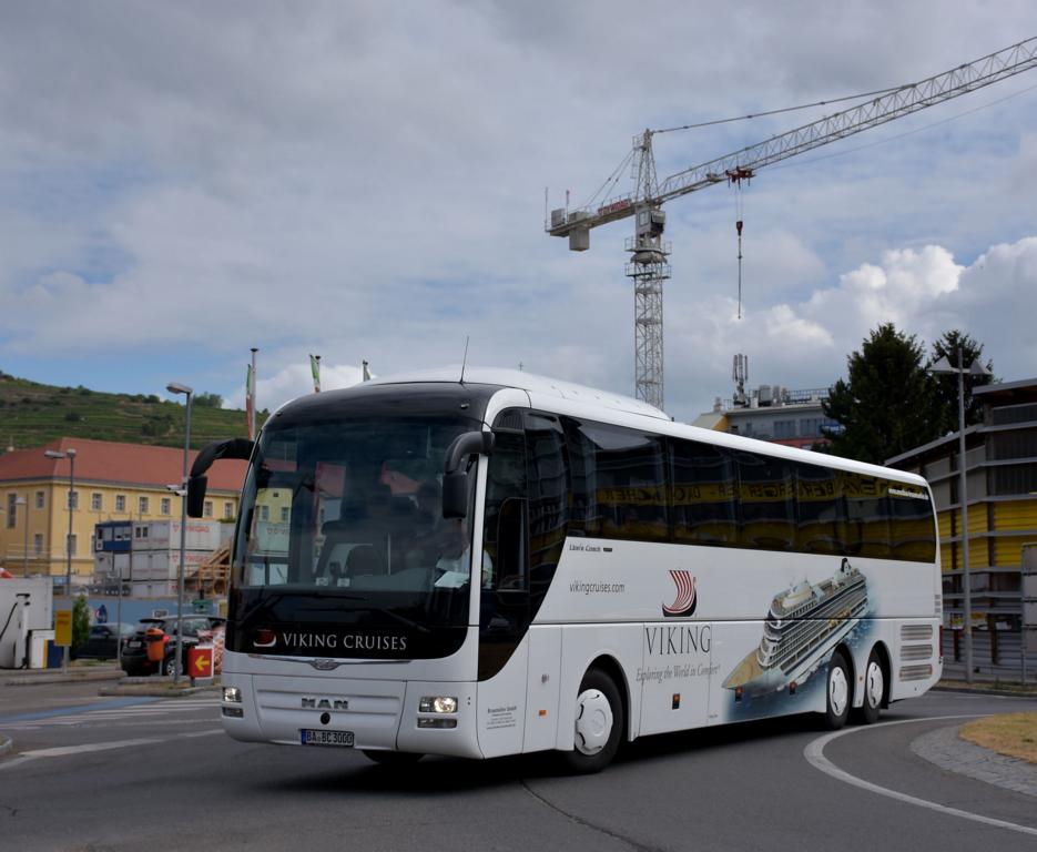 MAN Lion`s Coach von Omnibus BRAUM�LLER aus der BRD 06/2017 in Krems.
