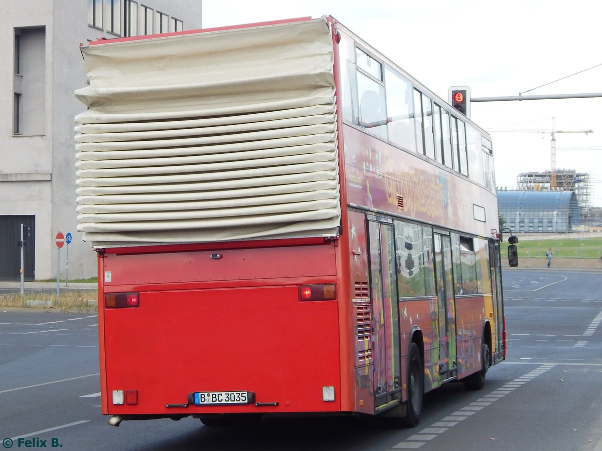 MAN ND 202 von Berlin City Tour in Berlin.