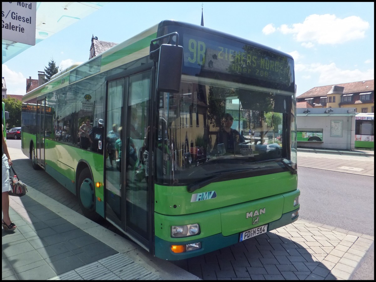 MAN Niederflurbus 2. Generation der �WAG in Fulda.