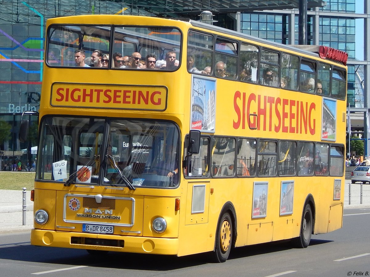 MAN SD 200 von Stadtrundfahrtbüro Berlin Tommy Erbe aus Deutschland in Berlin. 