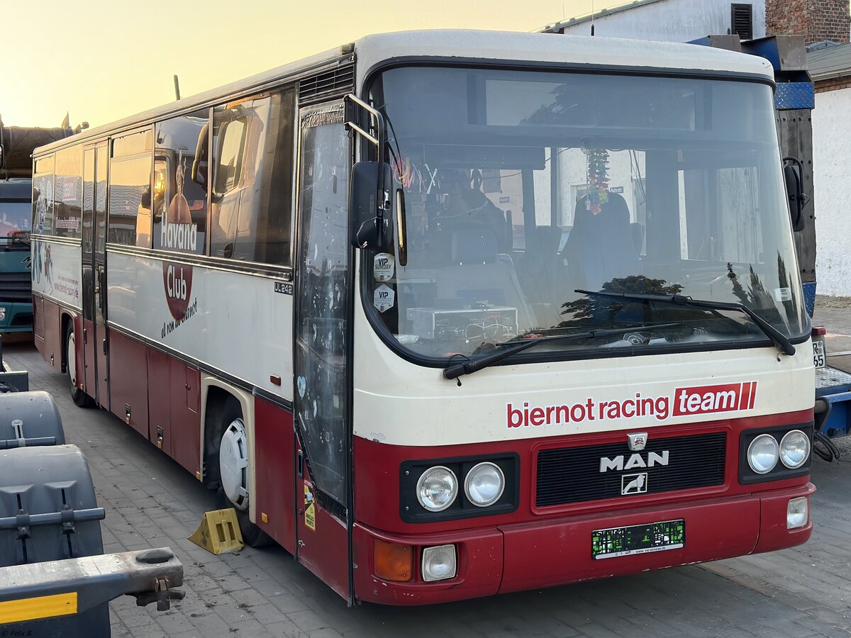 MAN ÜL 242 vom Biernot Racing Team Deutschland (ex RVW Zwickau) in Alt Schwerin.