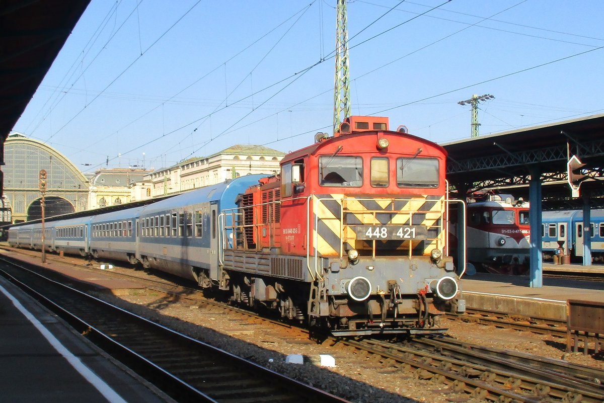 MAV 448 421 rangiert am 11 September 2018 in Budapest keleti. 