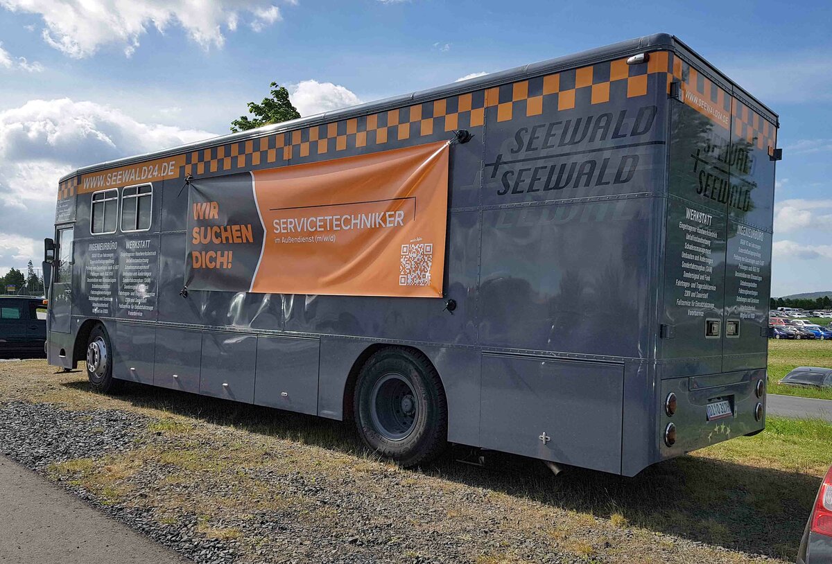 MB vom Ingenieurb�ro SEEWALD + SEEWALD steht auf dem Parkgel�nde der Rettmobil 2022 in Fulda