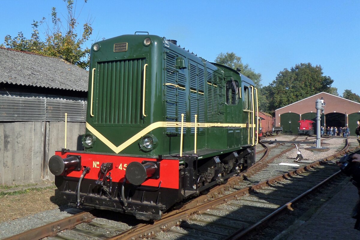 MBS 451 lauft um in Boekelo am 23 Oktober 2016.