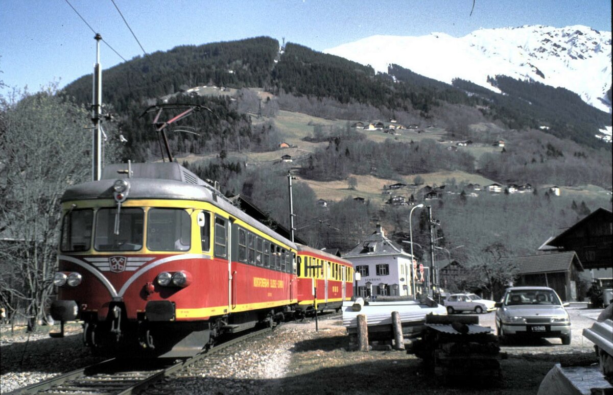 MBS Montafon-Bludenz-Schruns-Bahn ET 10.103 in Schruns im März 1989.