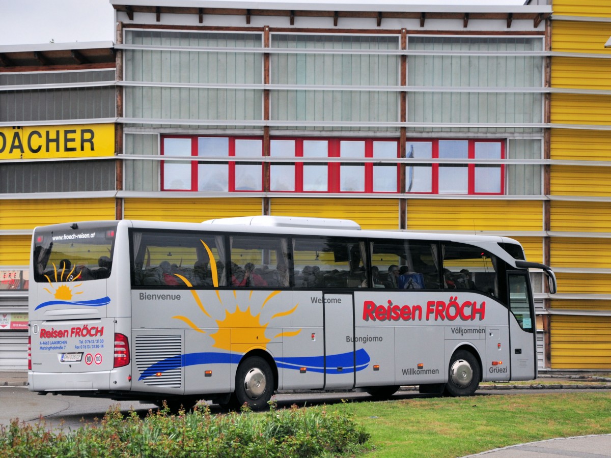 Mercedes Benz Tourismo von Frch Reisen aus sterreich am 17.Mai 2014 in Krems unterwegs.