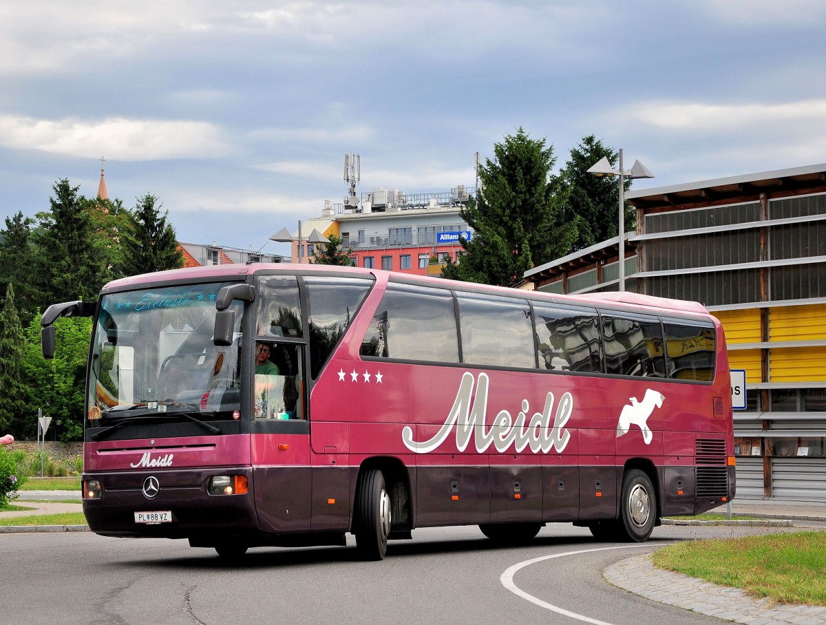 Mercedes Benz Tourismo von Meidl aus sterreich am 5.Juli 2014 in Krems gesehen.