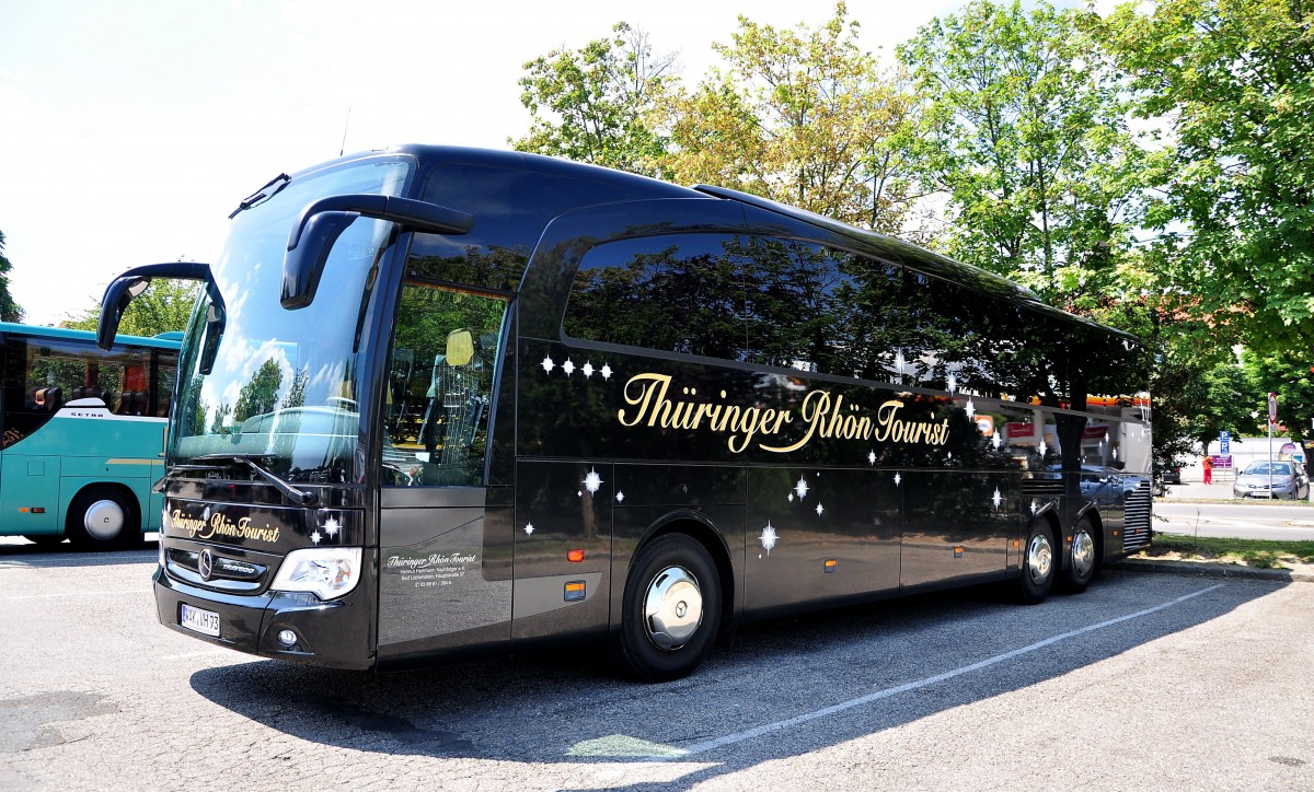 Mercedes Benz Travego der Thringer Rhn Reisen / BRD am 23.Juni 2014 in Krems gesehen.