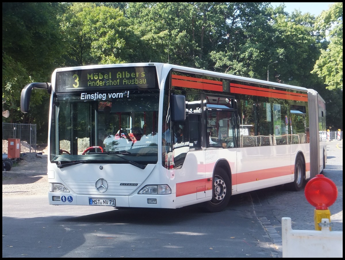 Mercedes Citaro I der Stadtwerke Stralsund in Stralsund. 