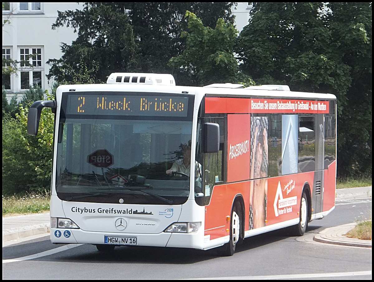 Mercedes Citaro II der Stadtwerke Greifswald in Greifswald.